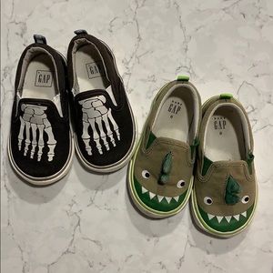 Set of 2 GAP Shoes - Size 6